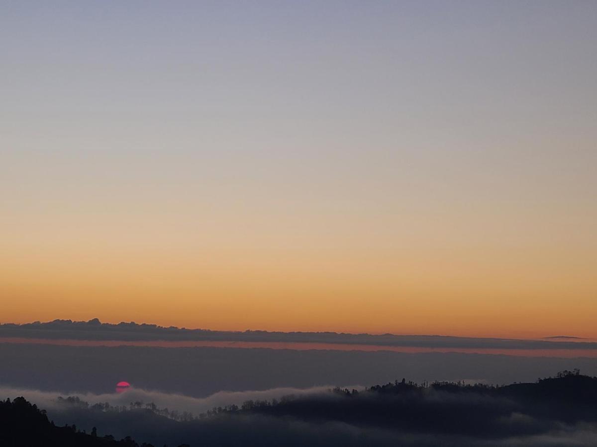 Batur Volcano Basecamp Kubupenlokan Екстериор снимка