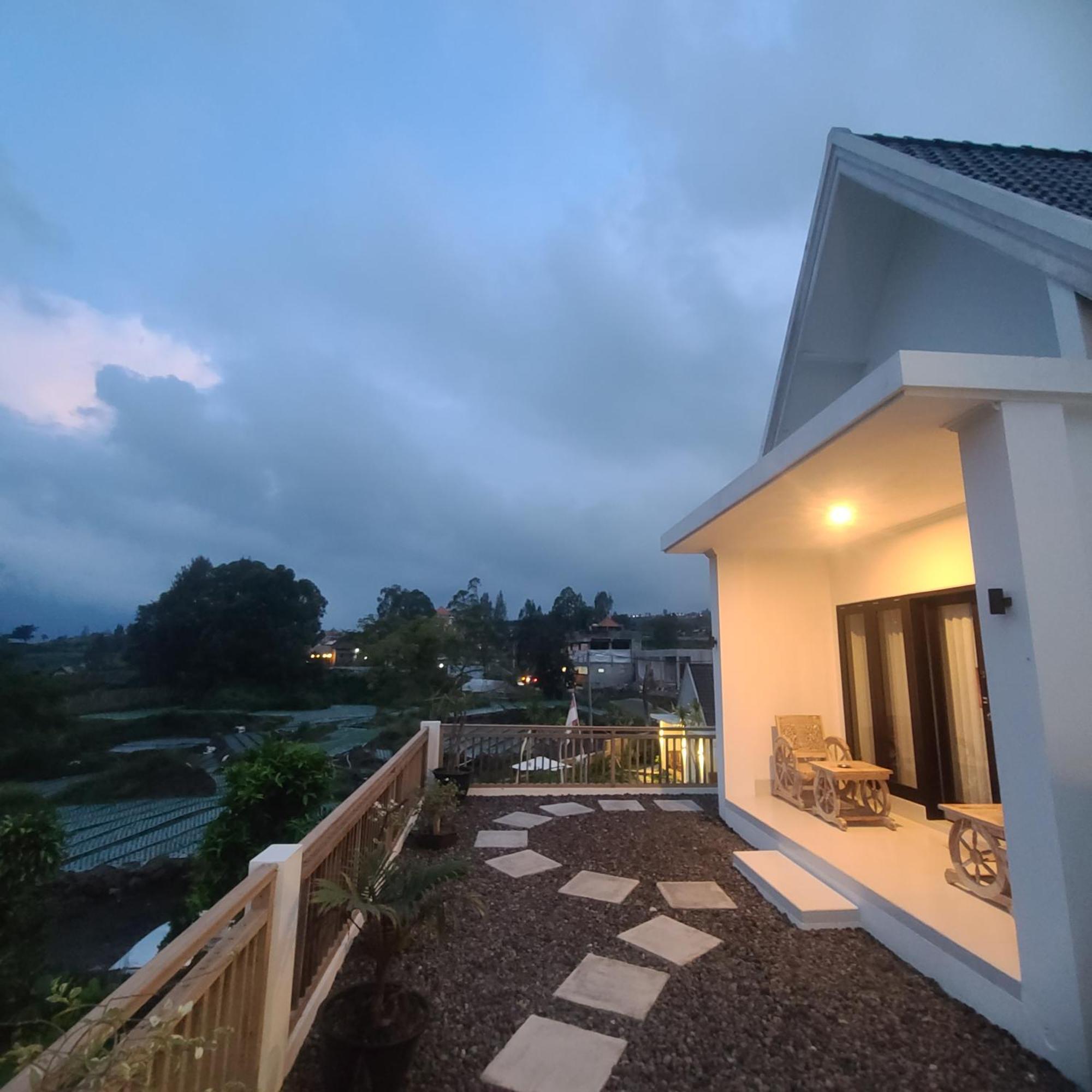 Batur Volcano Basecamp Kubupenlokan Екстериор снимка